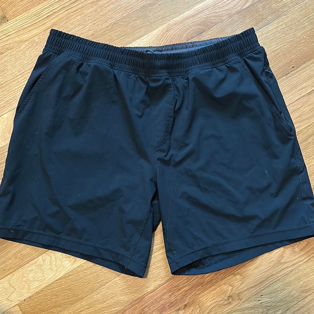 RHÔNE - Mako shorts 5” - Unlined- New